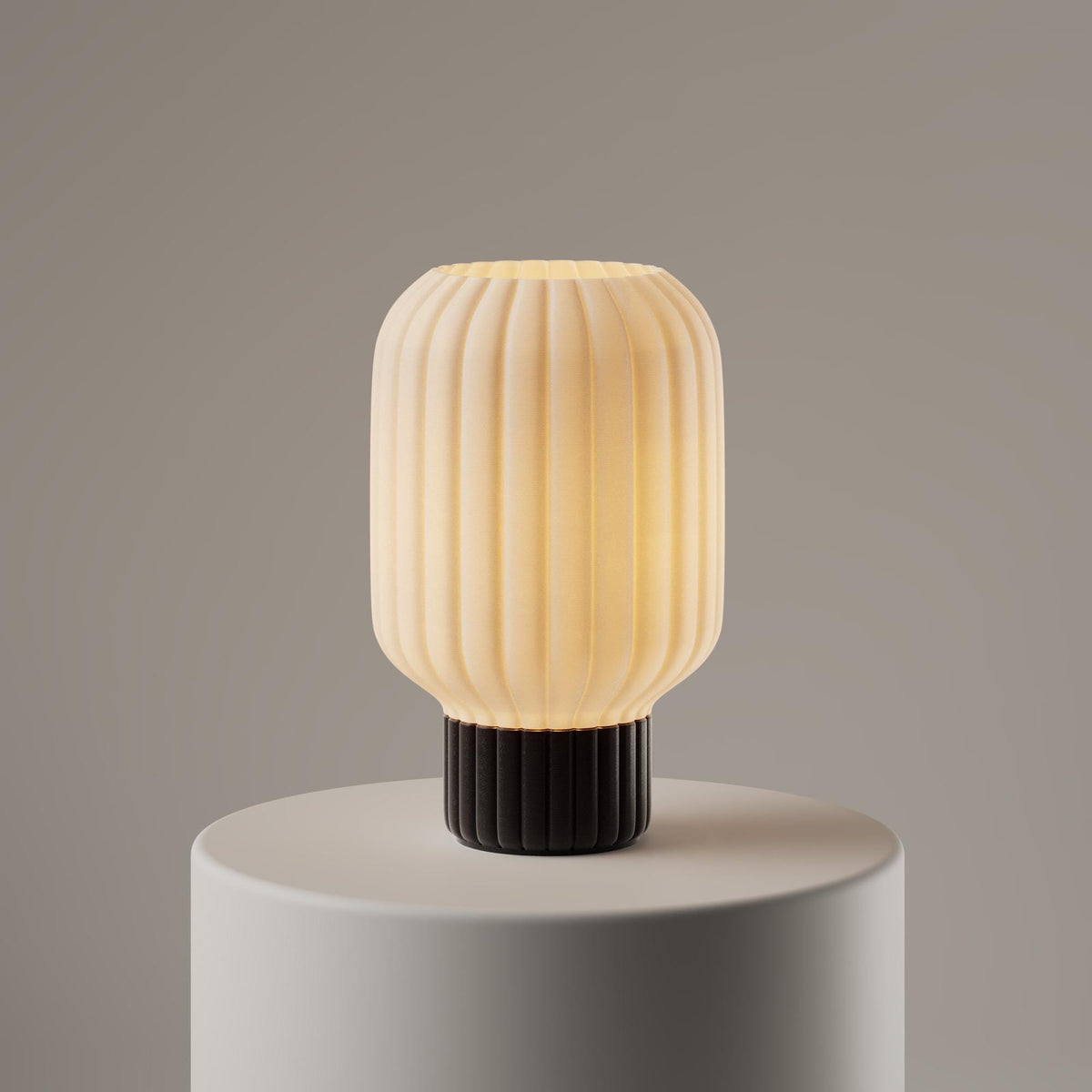 A close-up of a glowing dome-shaped lampshade made of warm translucent material, with centered text describing high-precision printing and light diffusion.
